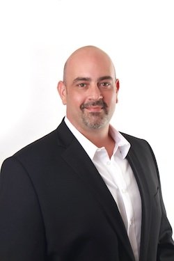 Stace Bohlender's headshot